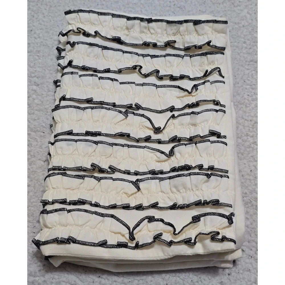 Laura Ashley Home Set of 2 Ruffled Pillow Covers 12x16‎ Cream Black Cotton